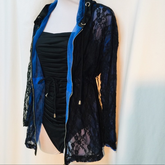 🎉Lace and Mesh Sheer Jacket - Picture 3 of 8
